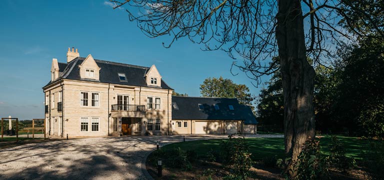 scraptoft leicestershire clipsham limestone front thumb